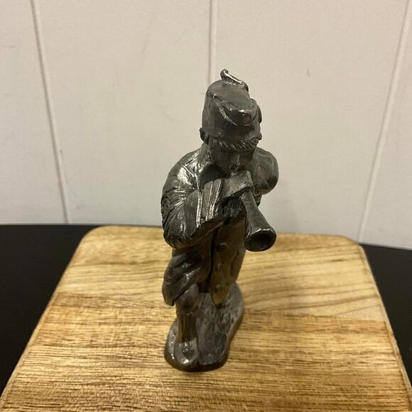 Vintage 1996 Pewter By Ricker Military Bugle Boy Michael Ricker Pewter With COA - Picture 3 of 7